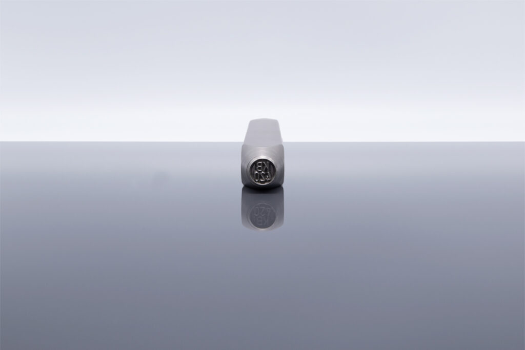 schlagstempel-sonderstempel-aus-stahl-industrie-kennzeichnen-robust-praezise-individuell-